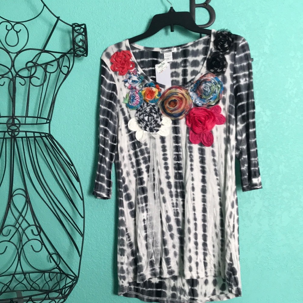 NWT feratelli ribbon tunic